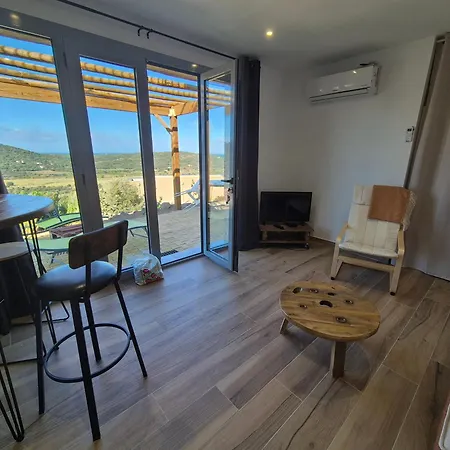 Vos A 3 Minutes De La * Belgodere (Corsica)