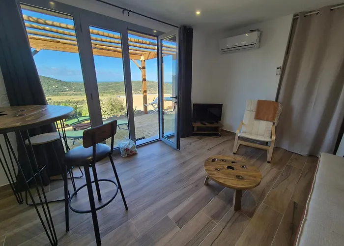 Vos A 3 Minutes De La * Belgodere (Corsica)
